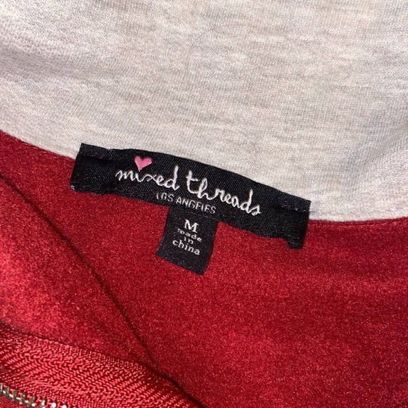 Striped collared sweater with zipper - Picture 4 of 4